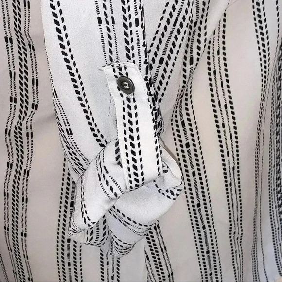 MAURICES Popover Blouse Top Plus Size XXL 2X White Black Stripe Roll Tab Sleeves - Picture 8 of 9